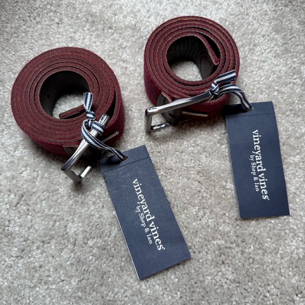 NWT Vineyard Vines Rosewood Maroon Leather and Webbing Reverse Belt Sz 44